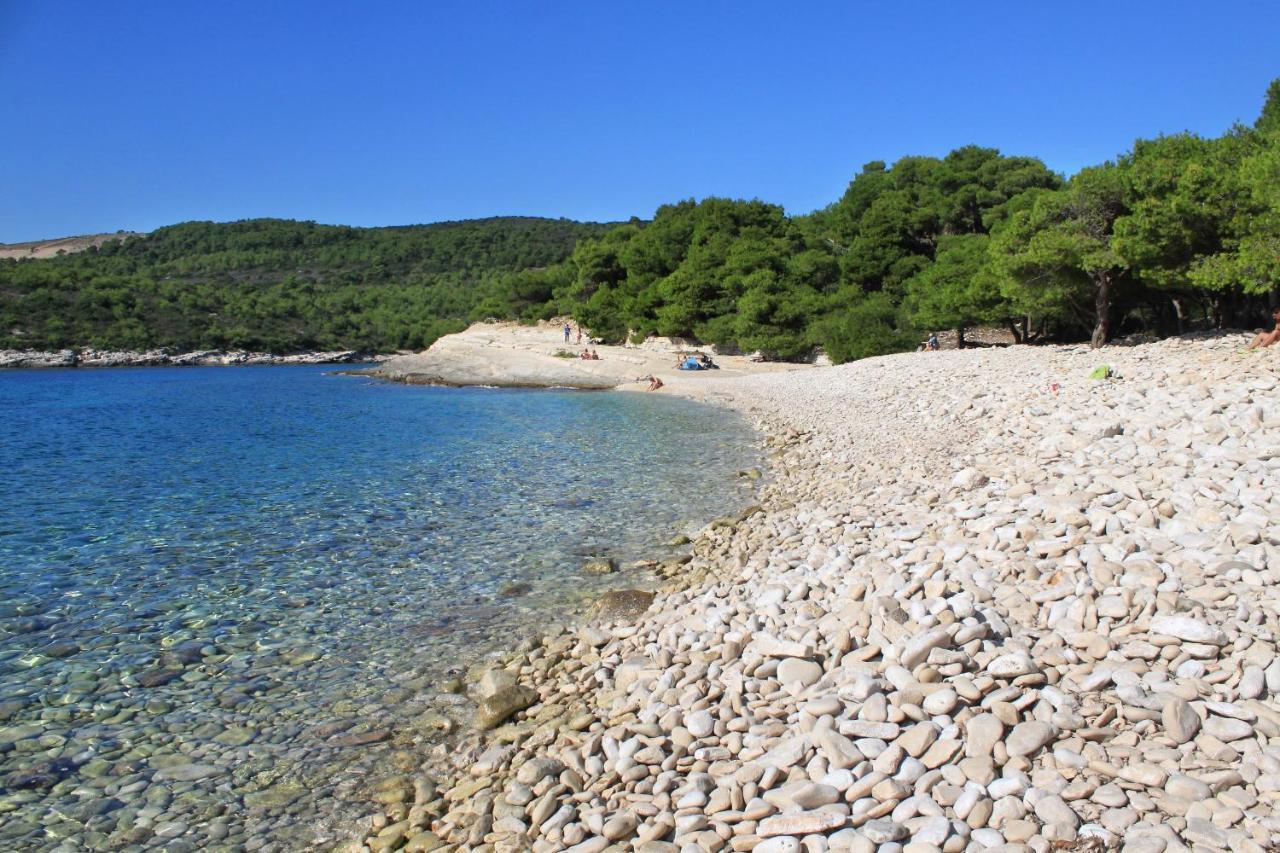 Apartments By The Sea Rukavac, Vis - 2478 ภายนอก รูปภาพ
